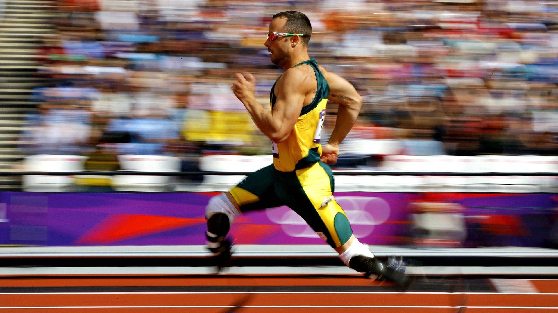 电竞比赛中的亮点瞬间：精彩操作与创新战术，电竞比赛现场描述