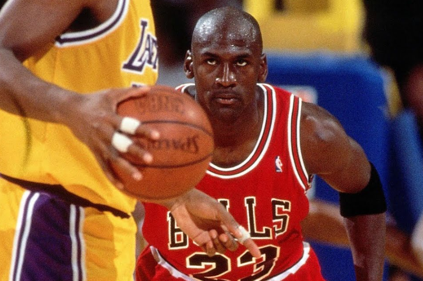 包含爱游戏体育：NBA球星自传：讲述魔术师约翰逊的传奇生涯的词条